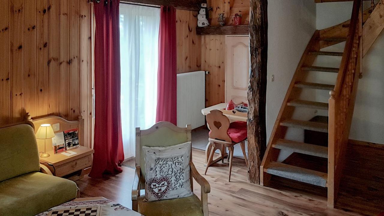 Hotel La Cambuse Ле-Коллон Екстер'єр фото