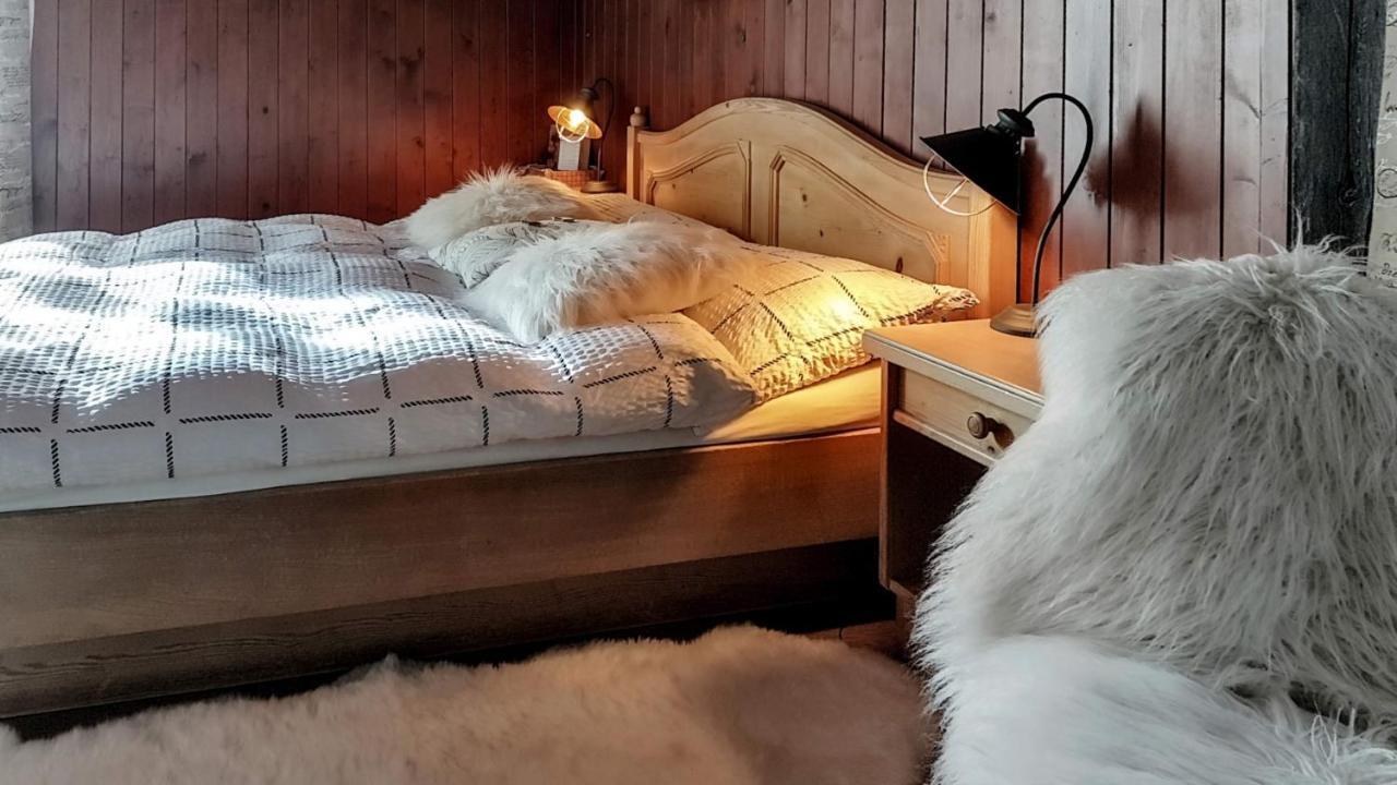 Hotel La Cambuse Ле-Коллон Екстер'єр фото