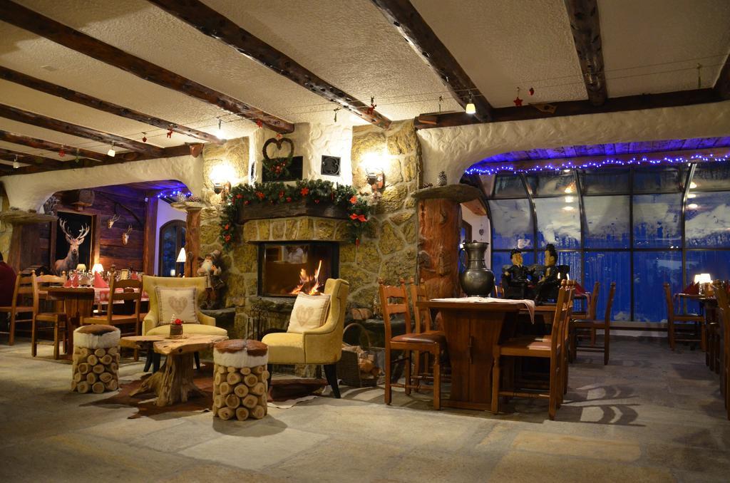 Hotel La Cambuse Ле-Коллон Екстер'єр фото