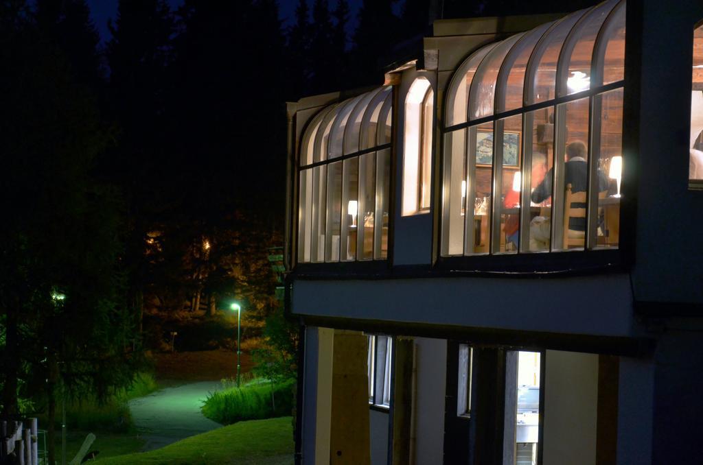 Hotel La Cambuse Ле-Коллон Екстер'єр фото